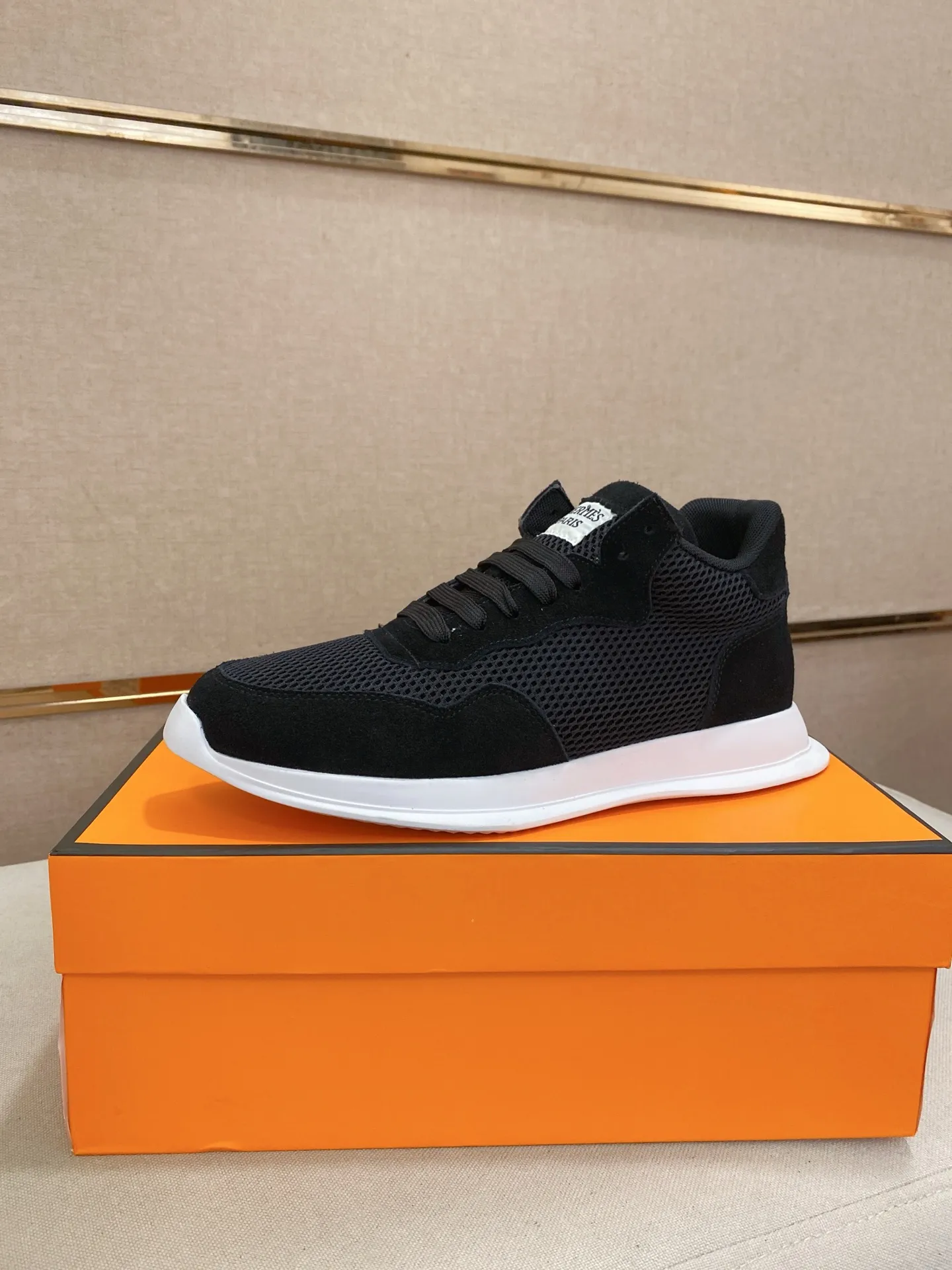 Men's clothing and shoes💰: 420💰《HERMES》【Classic Original Version】Hermès; Top 🔝 Purchasing Agency 🔍🔍Latest 🇺🇸Sold simultaneously at counters, original imported from Italy ▲▲ suede cowhide Equipped with breathable mesh ▲▲Exquisite workmanship (breathable mesh imported from Italy) sole: original sole provided by the original factory, ⚠️exclusive double-layer activity·TPR·rubber·combined molded outsole; Code number: 38-44